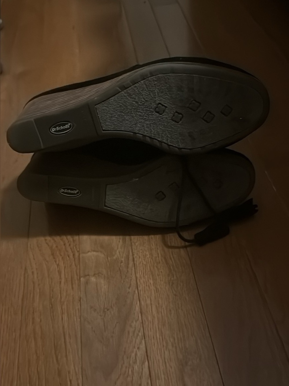 Dr. Scholl's Women's Black wedges